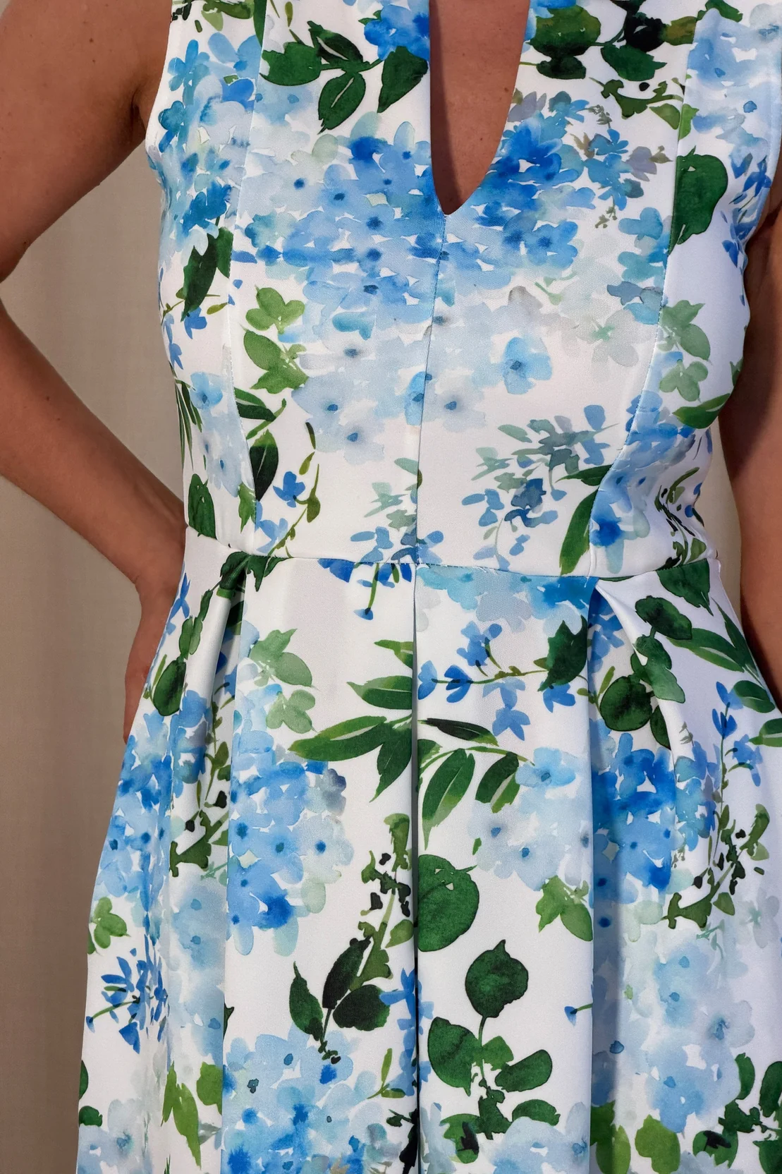 ladies dress manufacturer ameya-notch-neck-sleeveless-midi-dress-blue-floral-detail